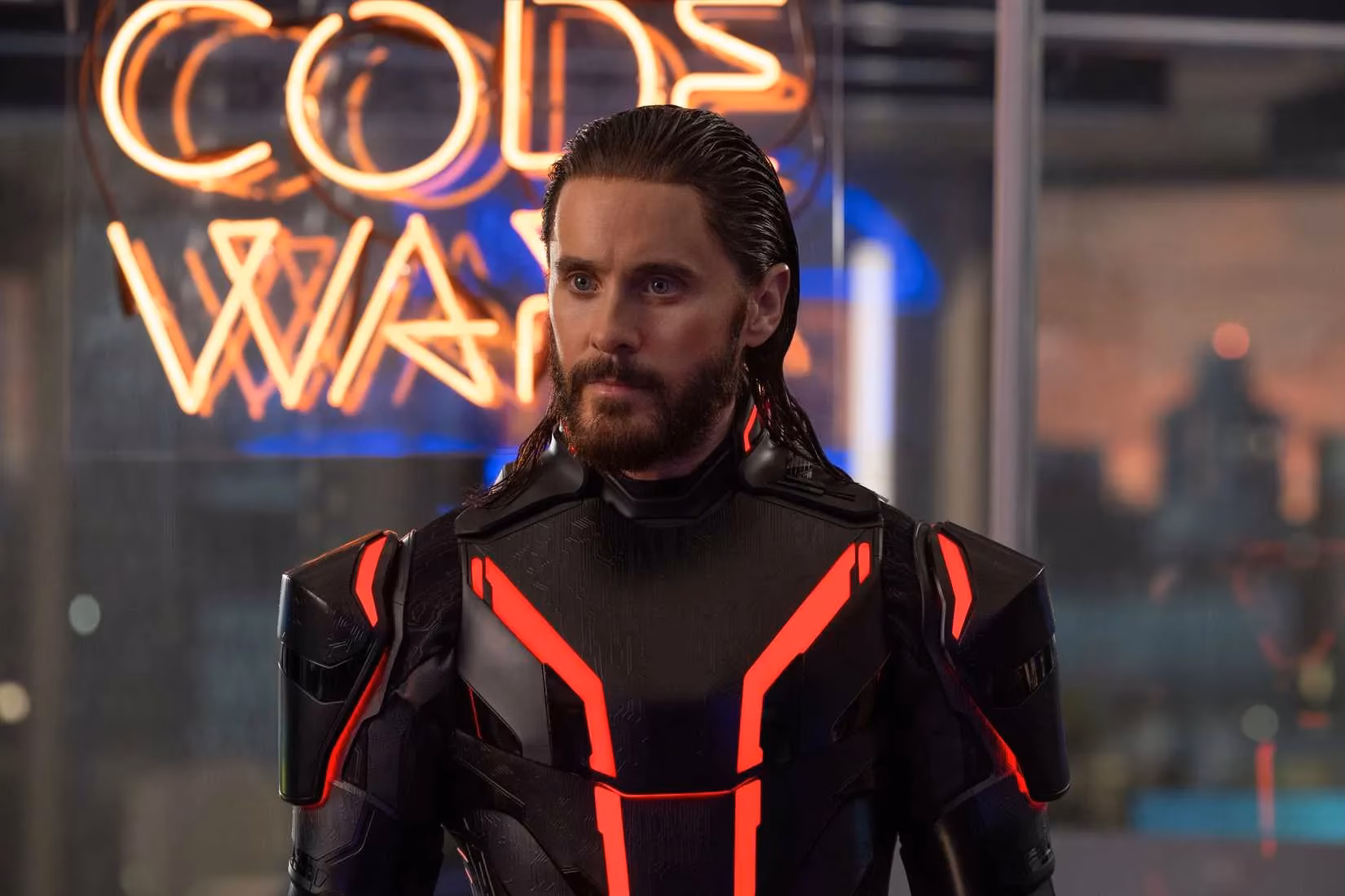 i-waited-15-years-for-a-tron-legacy-sequel-but-tron-ares-boldly-ditched-sam-and-quorra-and-it-works-image-2